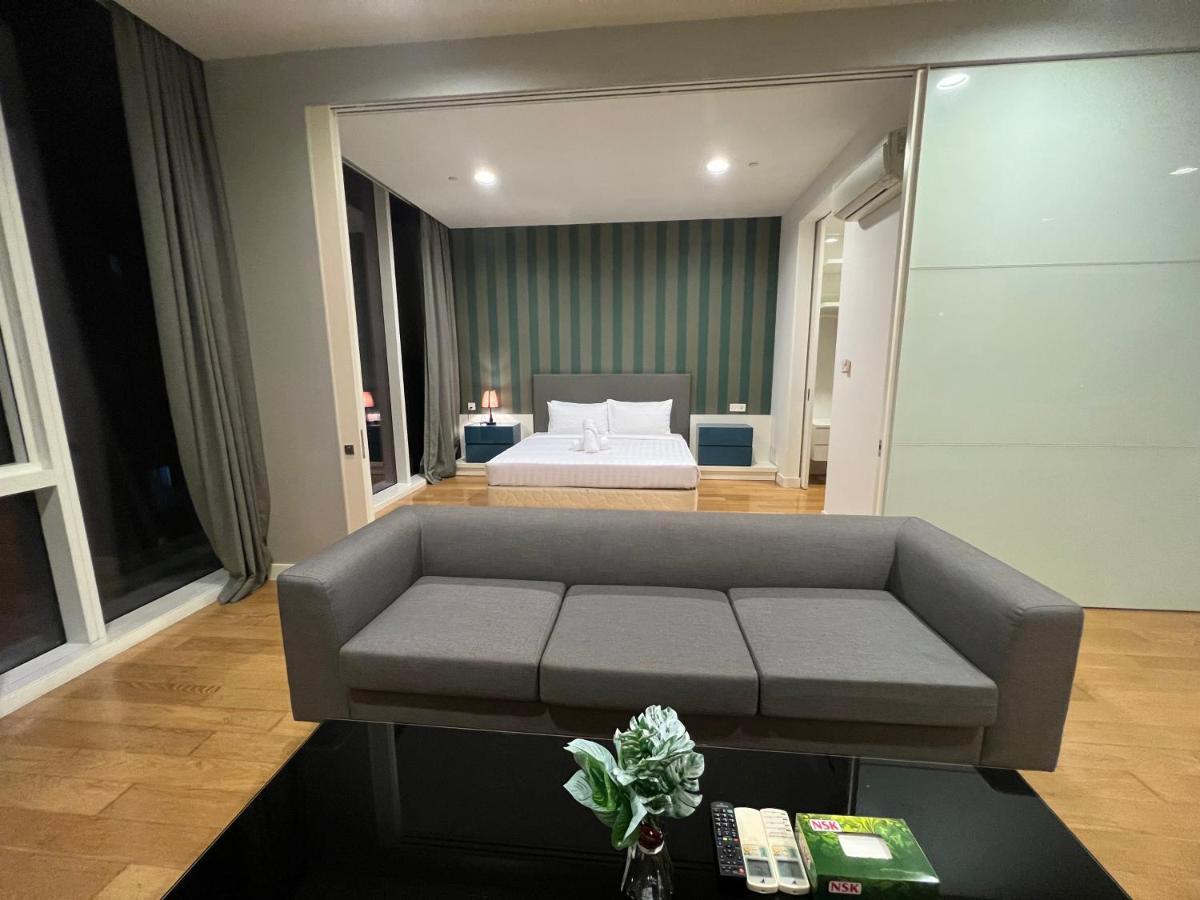 Platinum Klcc Pool View Apartment Kuala Lumpur Bagian luar foto