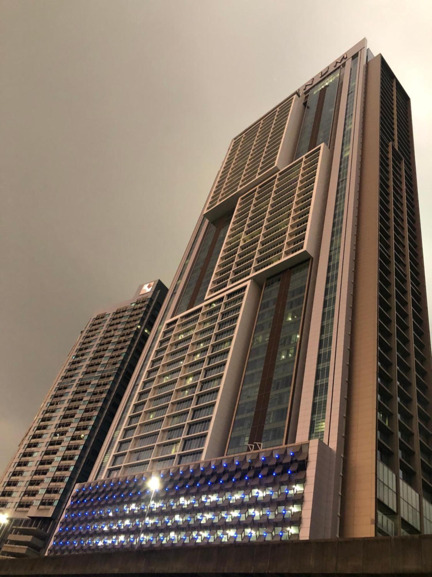 Platinum Klcc Pool View Apartment Kuala Lumpur Bagian luar foto