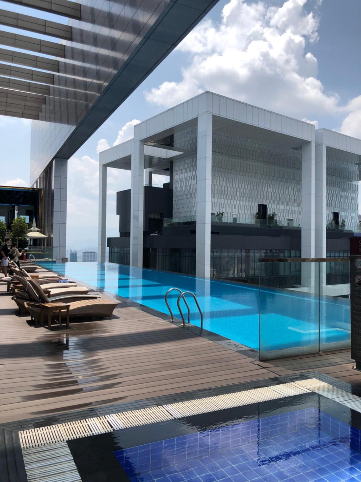 Platinum Klcc Pool View Apartment Kuala Lumpur Bagian luar foto