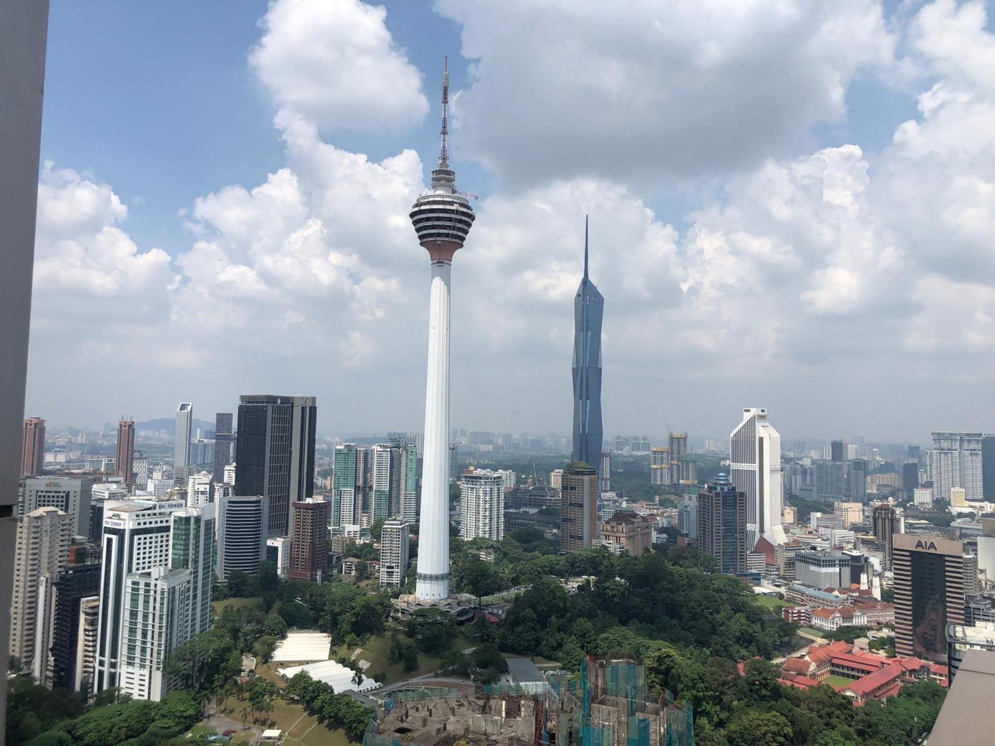 Platinum Klcc Pool View Apartment Kuala Lumpur Bagian luar foto
