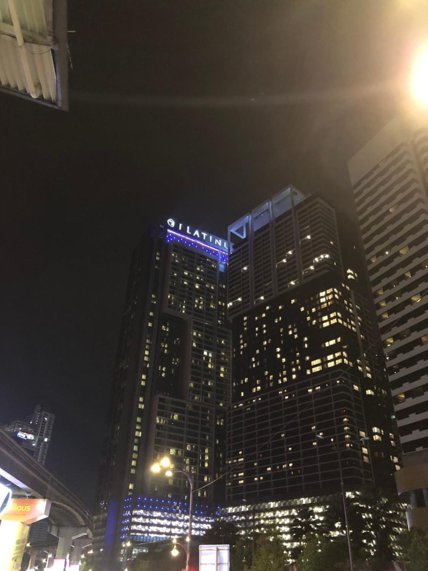 Platinum Klcc Pool View Apartment Kuala Lumpur Bagian luar foto