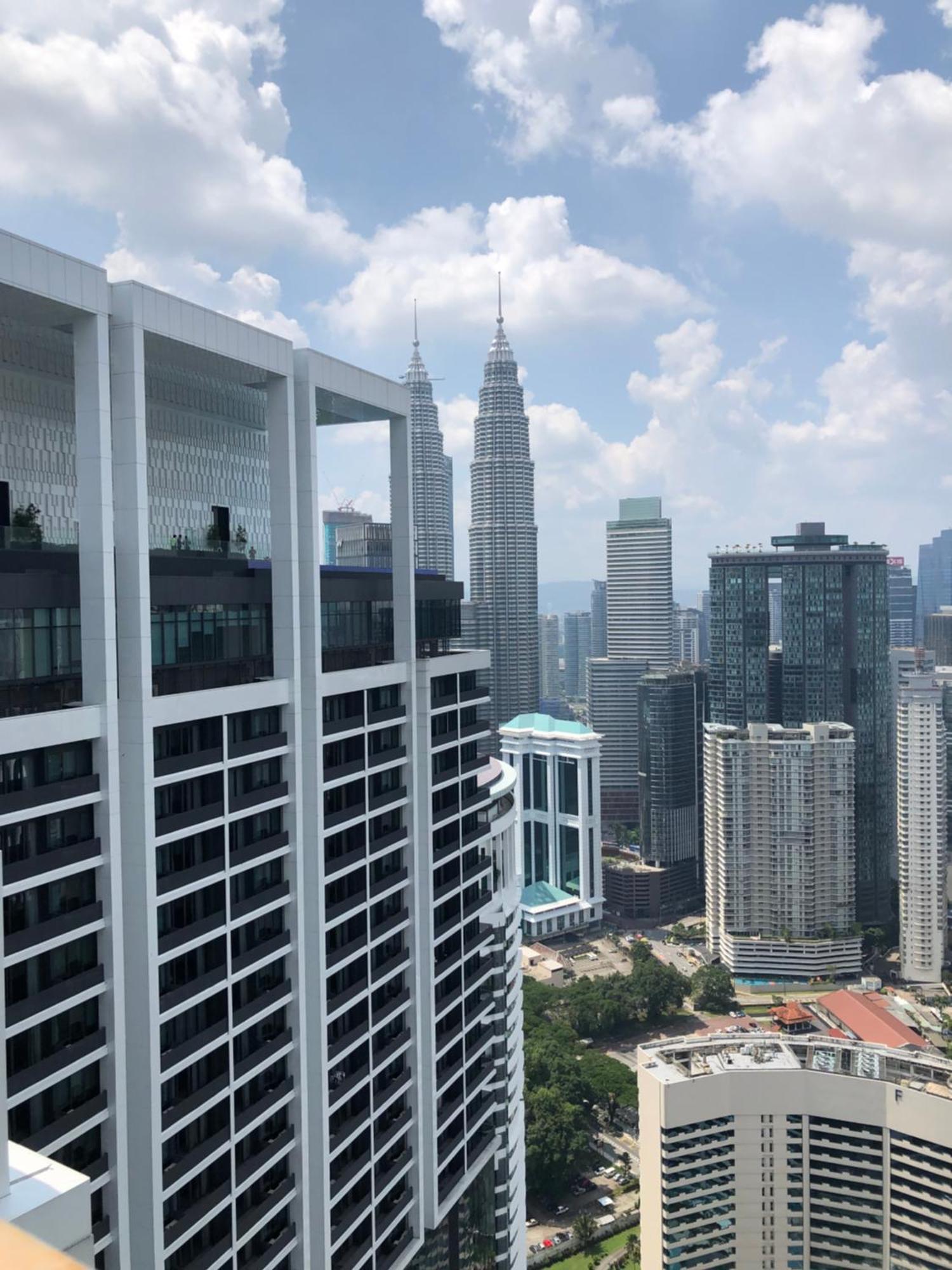Platinum Klcc Pool View Apartment Kuala Lumpur Bagian luar foto