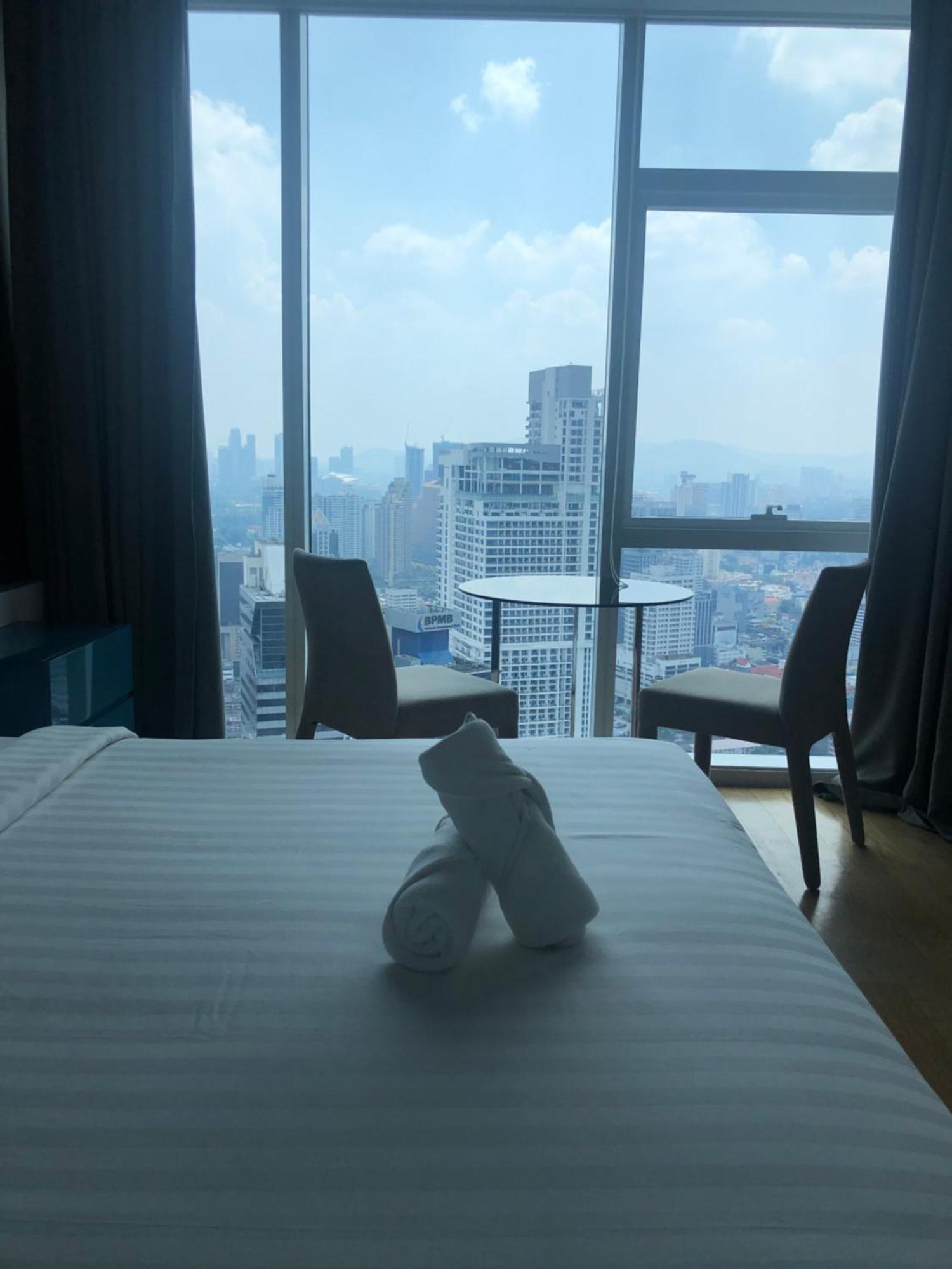 Platinum Klcc Pool View Apartment Kuala Lumpur Bagian luar foto