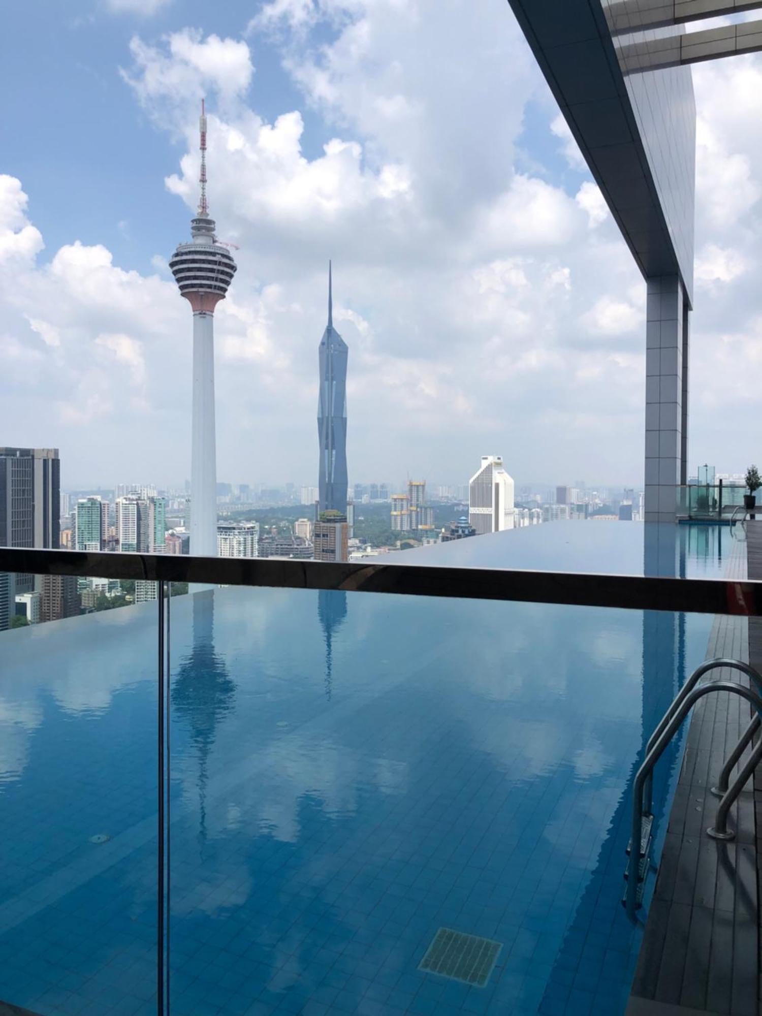Platinum Klcc Pool View Apartment Kuala Lumpur Bagian luar foto
